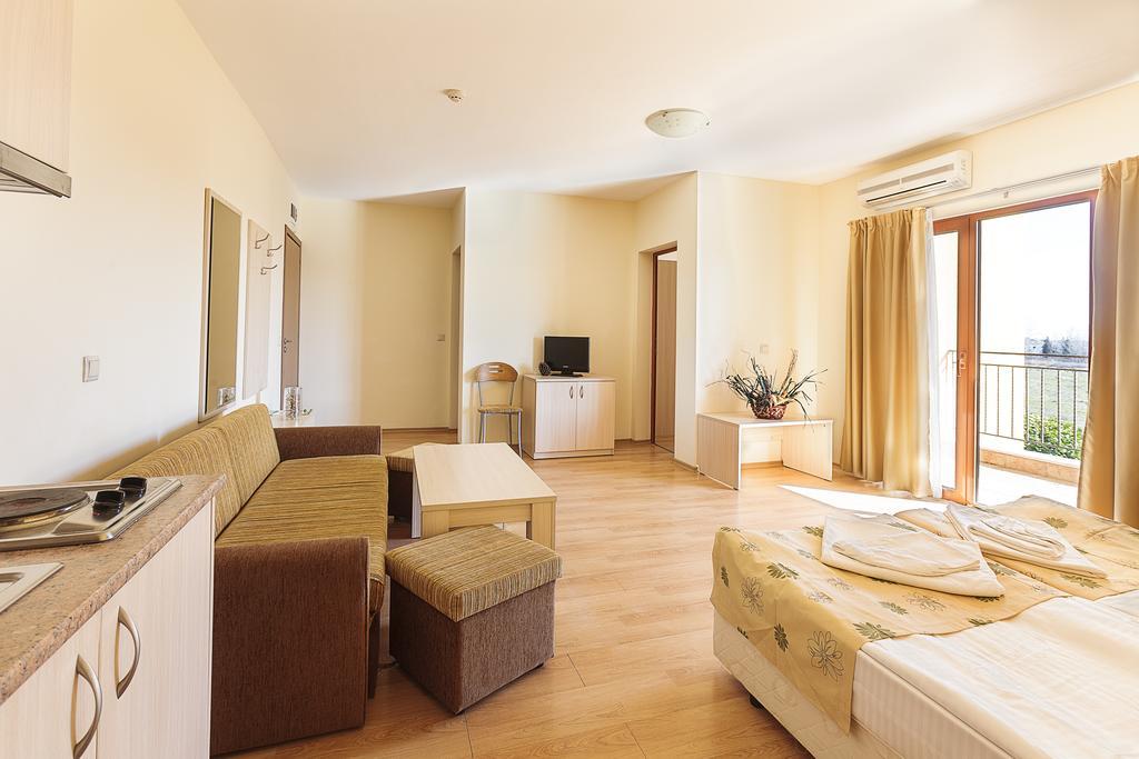 Serena Residence Aparthotel Sozopol Værelse billede